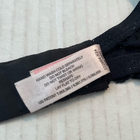 Victoria’s Secret Bra Angels IPEX Black Lace Demi Bra Sz 38D GUC - Picture 13 of 13